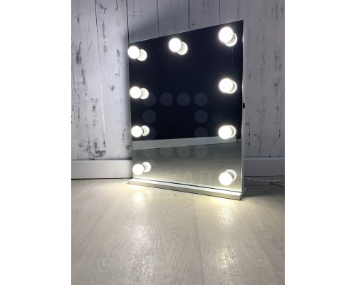 Гримерное зеркало без рамы 60х50 с подсветкой LED лампочками